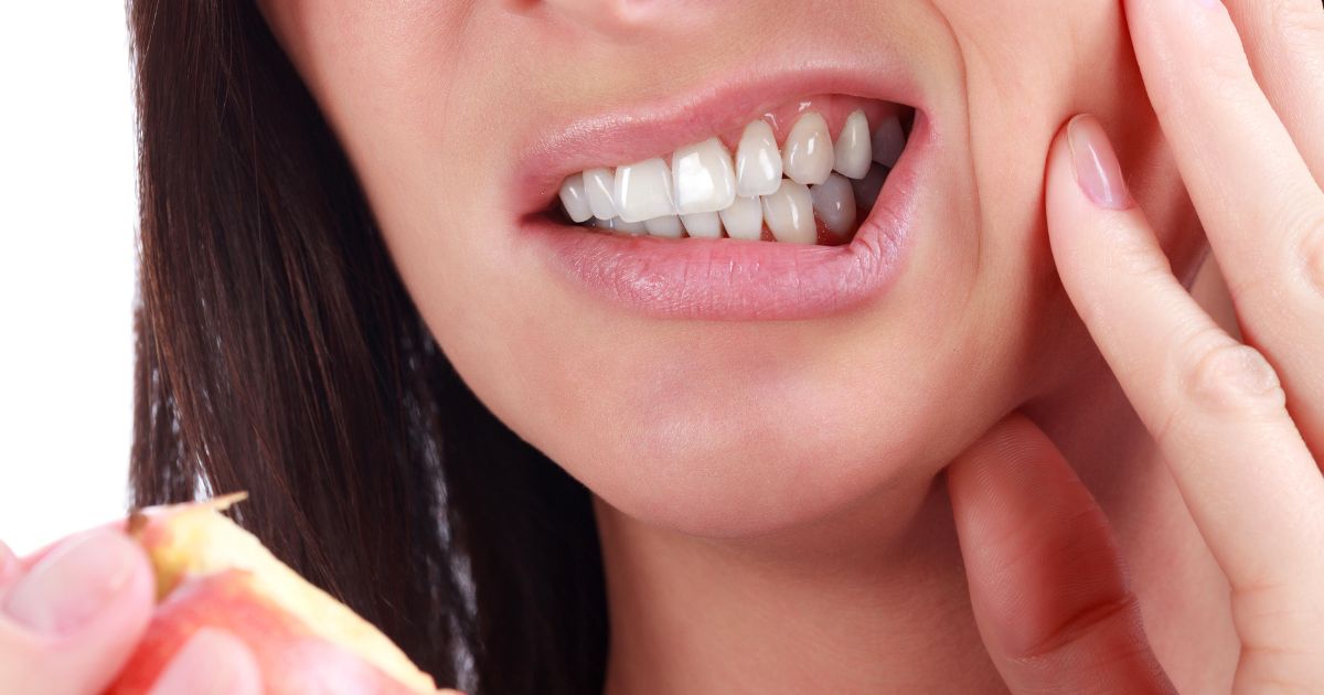 ¿Qué diferencia hay entre periodontitis y gingivitis?