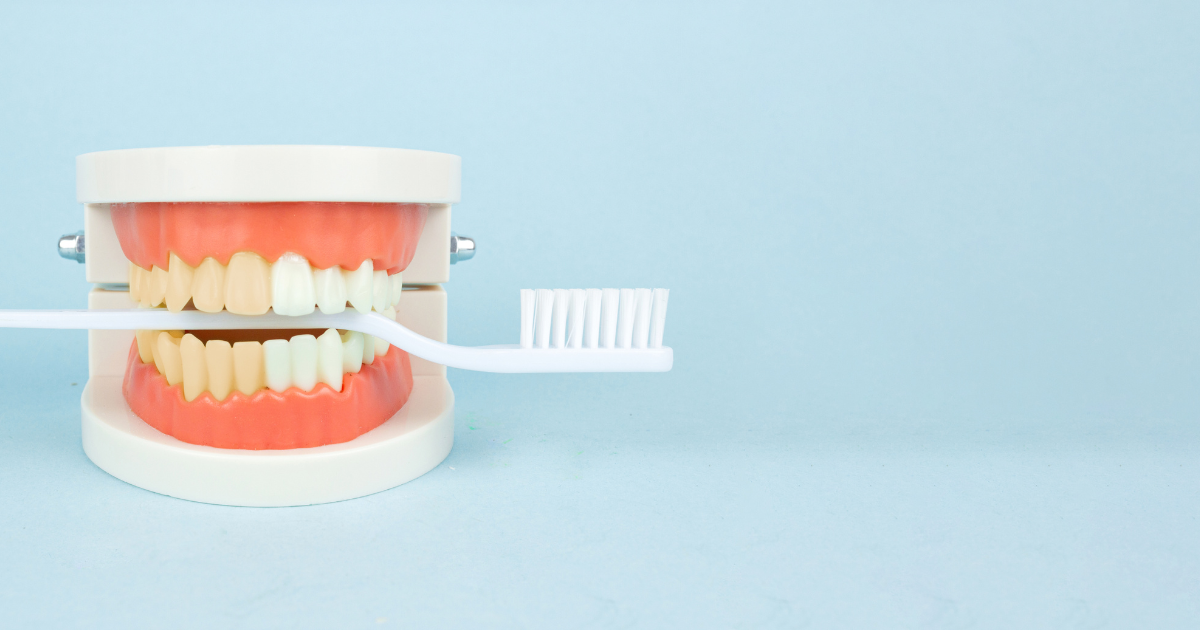 Blanqueamiento Dental Casero: ¿es seguro?
